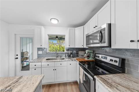 9248 Kincaid Ct, Sanibel FL - photo 14 of 44