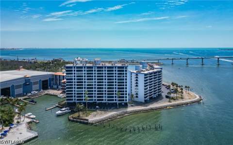 15031 Punta Rassa Rd 403, Fort Myers FL - photo 15 of 33