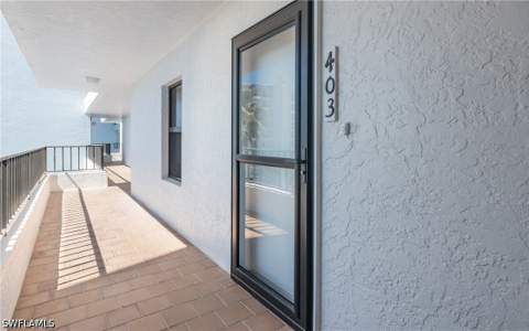 15031 Punta Rassa Rd 403, Fort Myers FL - photo 16 of 33