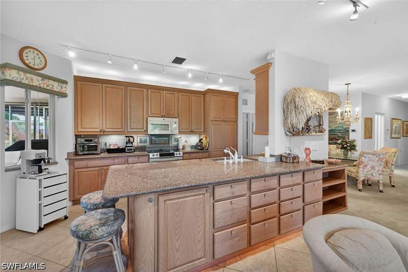 3 bedroom SingleFamilyResidence at 9560 Village View Blvd, Villages Of Bonita, Bonita Springs — photo 4