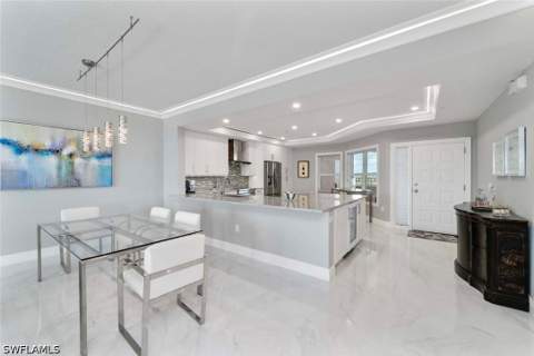260 Barefoot Beach Blvd 303, Bonita Springs FL - photo 11 of 30