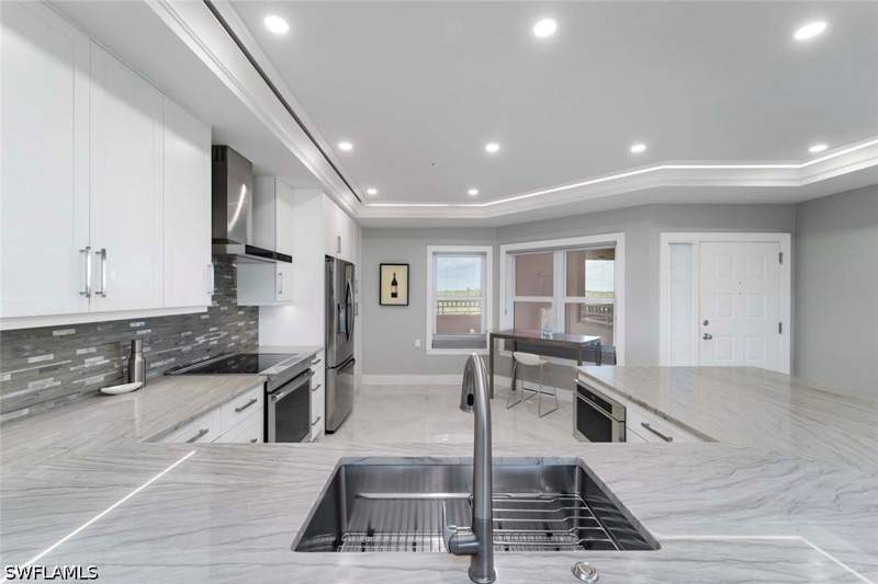 2 bedroom Condominium at 260 Barefoot Beach Blvd 303, Barefoot Beach Club, Bonita Springs — photo 4