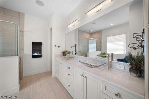 3721 Sapphire Cove Cir, Naples FL - photo 13 of 49