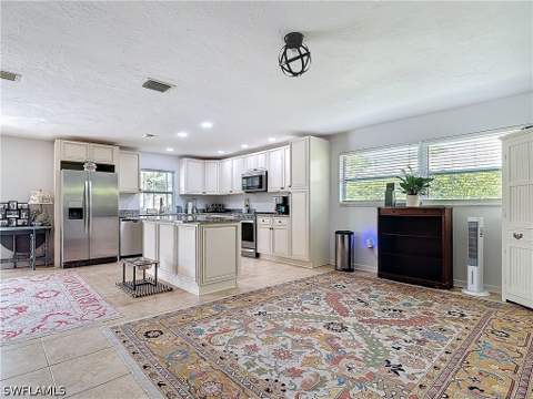4364 Beechwood Lake Dr, Naples FL - photo 13 of 41