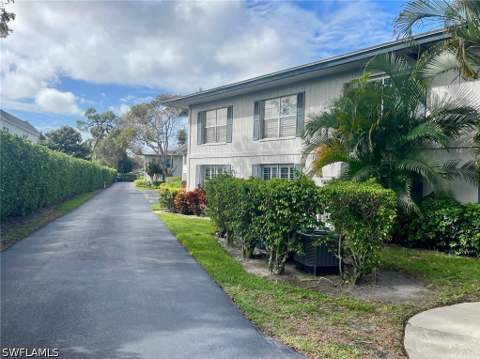 3300 Binnacle DR 205, Naples FL - photo 21 of 38
