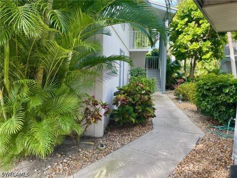3300 Binnacle DR 205, Naples FL - photo 23 of 38