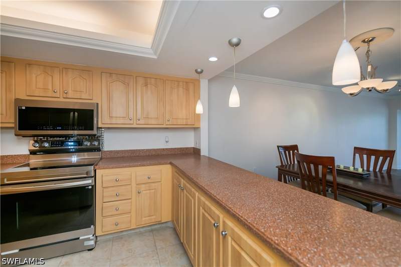 2 bedroom Condominium at 4396 Bowsprit Ct 4E, Windjammer Village At The Land, Fort Myers — photo 5