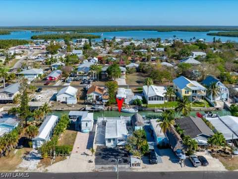 657 Palm Ave E, Goodland FL - photo 16 of 19