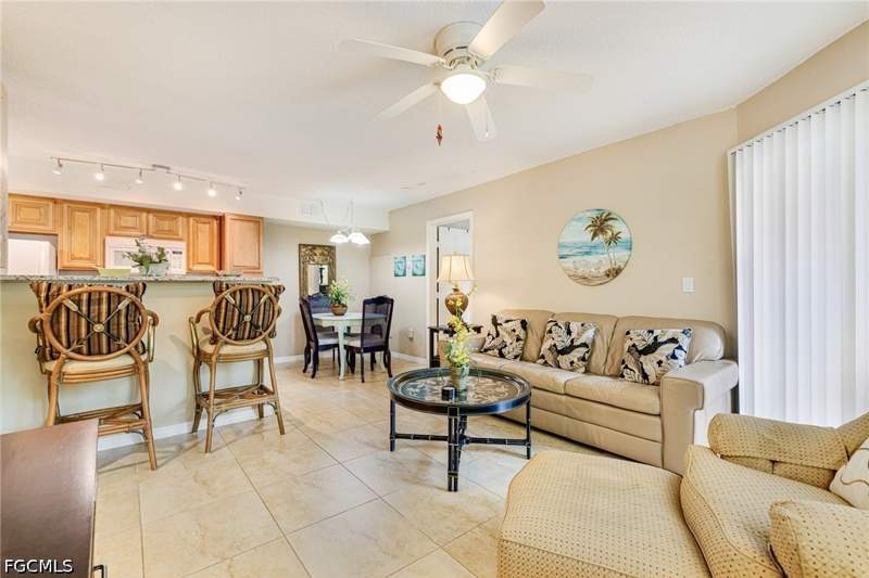 1 bedroom Condominium at 12620 Equestrian Cir 1705, Venetian Palms, Fort Myers — photo 5