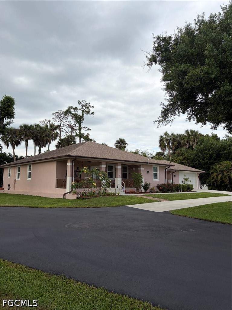 3 bedroom SingleFamilyResidence at 92 Evergreen Rd, North Fort Myers, North Fort Myers — photo 2