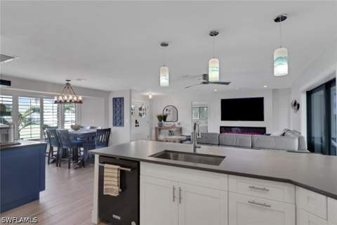 27129 Holly Ln, Bonita Springs FL - photo 16 of 50