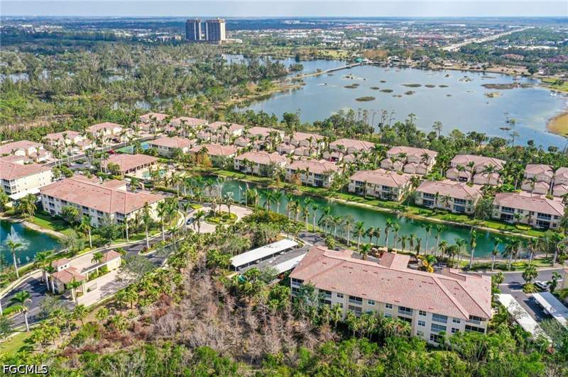 3 bedroom Condominium at 14951 Reflection Key Cir 531, Reflection Key, Fort Myers — photo 3