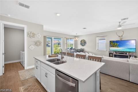 15330 Yellow Birch Ct, Alva FL - photo 6 of 46