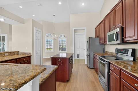 1414 NE 2nd Ter, Cape Coral FL - photo 8 of 36