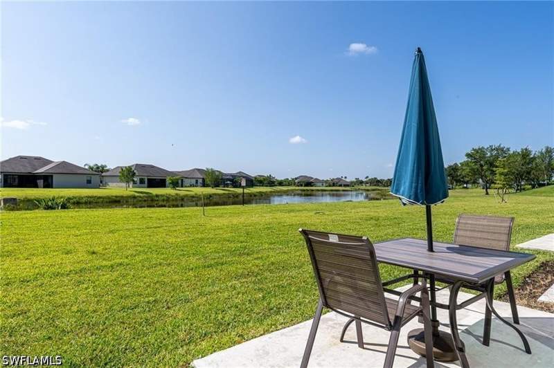 3 bedroom Townhouse at 14267 Oviedo Pl, Portico, Fort Myers — photo 2