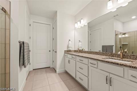 12350 Canal Grande Dr, Fort Myers FL - photo 17 of 42