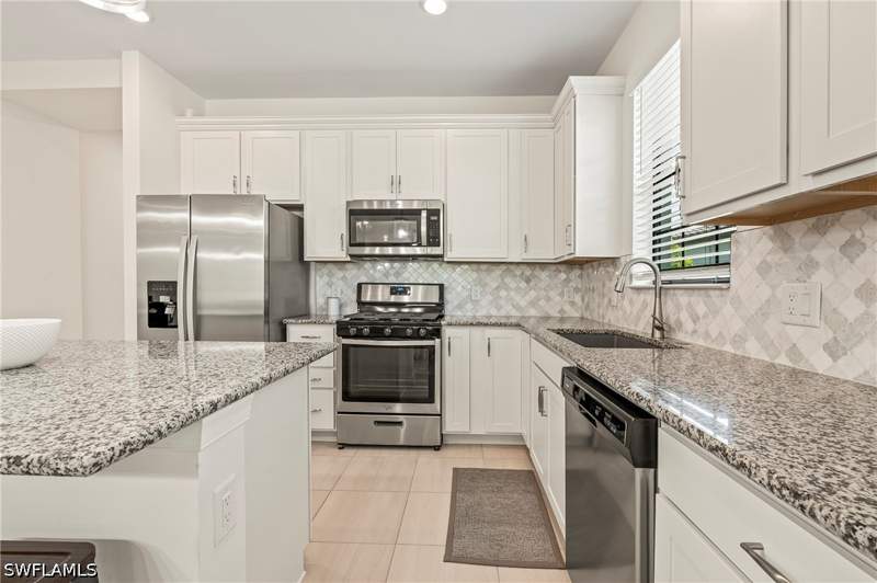 2 bedroom Attached at 12350 Canal Grande Dr, Esplanade Lake Club, Fort Myers — photo 4