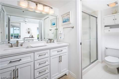 5550 Heron Point Dr 305, Naples FL - photo 9 of 23