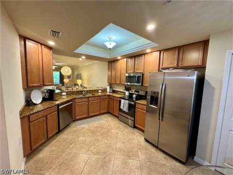 13761 Julias Way 311, Fort Myers FL - photo 6 of 32