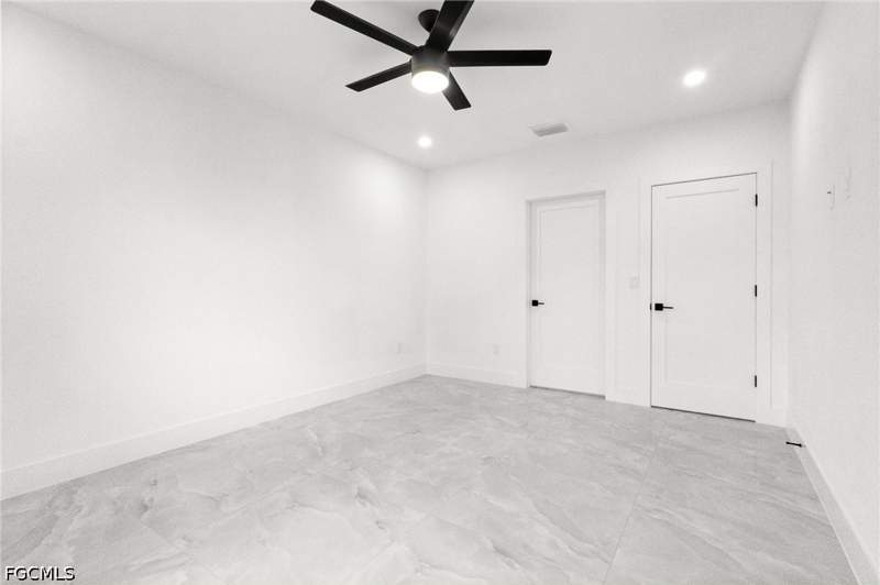 3 bedroom SingleFamilyResidence at 1137 Essex St E, Lehigh Acres, Lehigh Acres — photo 5