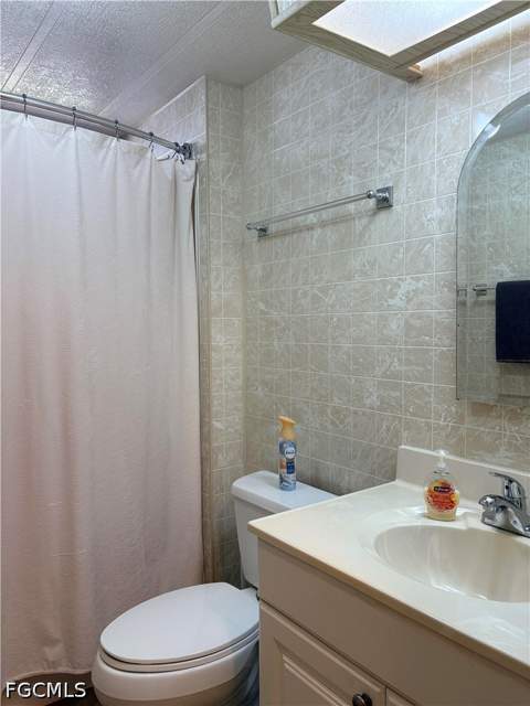 2787 Breezewood Dr, North Fort Myers FL - photo 22 of 37