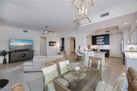 2104 W First St 3103, Fort Myers FL - photo 10 of 45