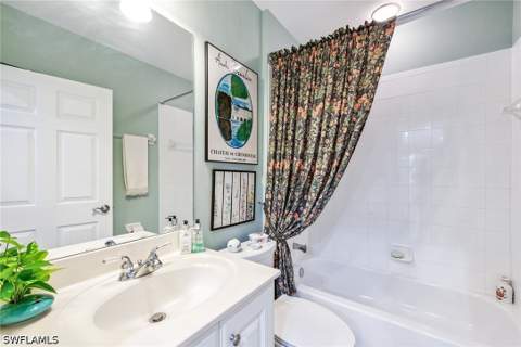 3985 Deer Crossing Ct 103, Naples FL - photo 13 of 37