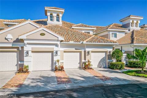 3985 Deer Crossing Ct 103, Naples FL - photo 19 of 37