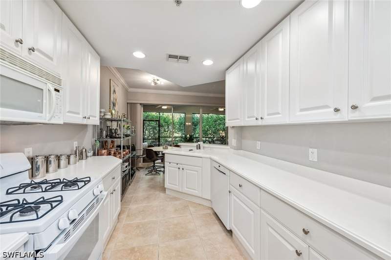 3 bedroom Condominium at 3985 Deer Crossing Ct 103, Deer Crossing, Naples — photo 5