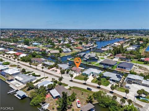 12068 Matlacha Blvd, Matlacha Isles FL - photo 12 of 24