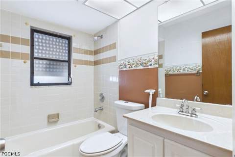 12068 Matlacha Blvd, Matlacha Isles FL - photo 16 of 24