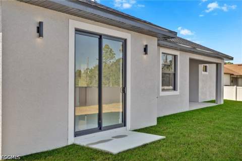 732 Alamo St E, Lehigh Acres FL - photo 24 of 27