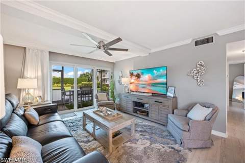330 Kon Tiki Dr C7, Naples FL - photo 14 of 35