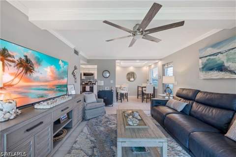 330 Kon Tiki Dr C7, Naples FL - photo 7 of 35