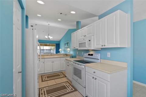 4970 Deerfield Way F202, Naples FL - photo 11 of 38
