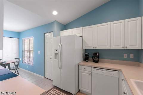 4970 Deerfield Way F202, Naples FL - photo 16 of 38