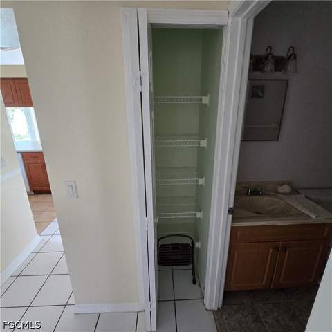 308 NW 20th Ter, Cape Coral FL - photo 23 of 50