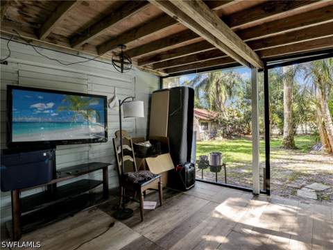 1132 River Rd, North Fort Myers FL - photo 18 of 32