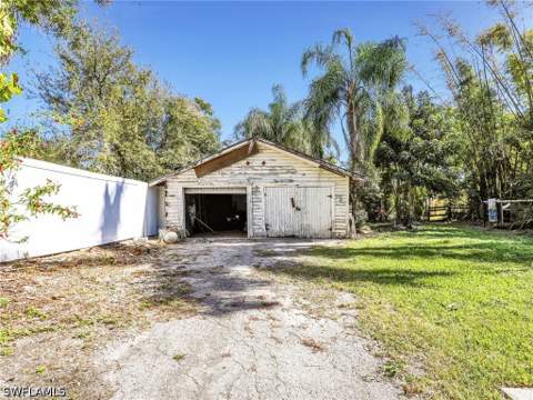 1132 River Rd, North Fort Myers FL - photo 22 of 32