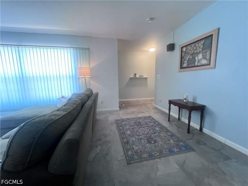 3 bedroom SingleFamilyResidence at 726 Sabur Ct, Cape Coral, Cape Coral — photo 2