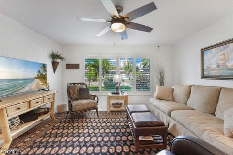 9 Fairview Blvd, Fort Myers Beach FL - photo 14 of 40