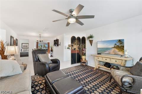 9 Fairview Blvd, Fort Myers Beach FL - photo 15 of 40