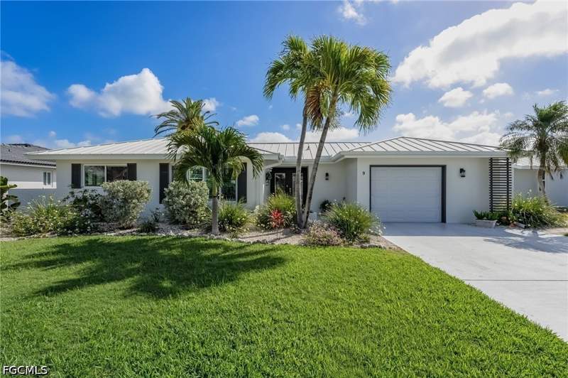 3 bedroom SingleFamilyResidence at 9 Fairview Blvd, Fairview Isles, Fort Myers Beach — photo 4