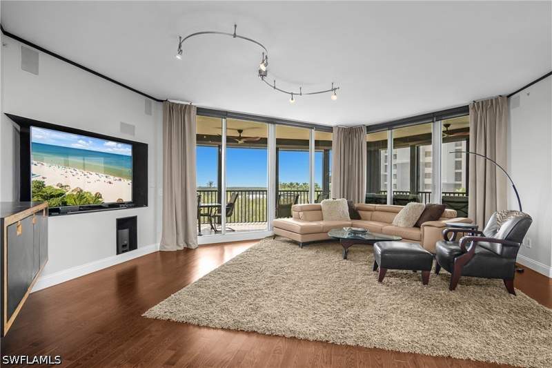 3 bedroom Condominium at 425 Cove Tower Dr 504, Caribe At Cove Towers, Naples — photo 5