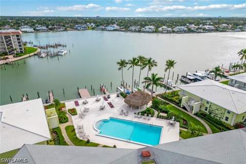 2850 Gulf Shore Blvd N 102, Naples FL - photo 21 of 27