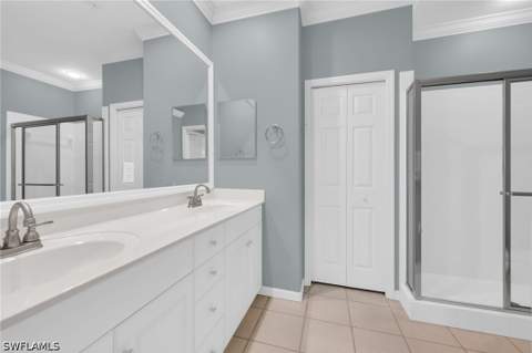 8253 Parkstone Pl 106, Naples FL - photo 12 of 30
