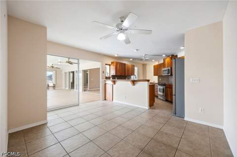 401 NW 36th Pl, Cape Coral FL - photo 19 of 41