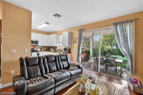 7005 Romana Way 1701, Naples FL - photo 15 of 41