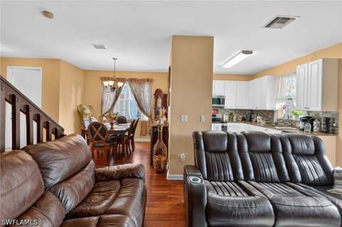 7005 Romana Way 1701, Naples FL - photo 16 of 41