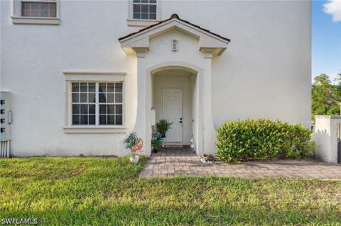 7005 Romana Way 1701, Naples FL - photo 7 of 41